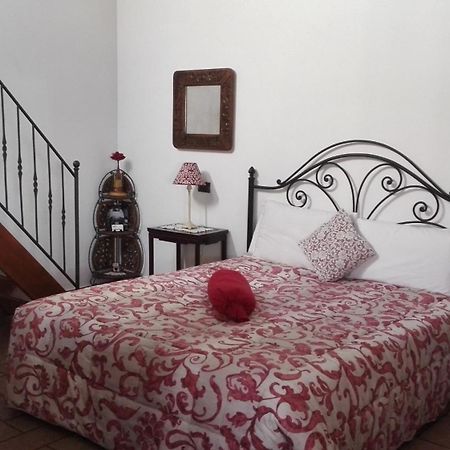 Agriturismo Maiocchi Villa Borgarello Værelse billede