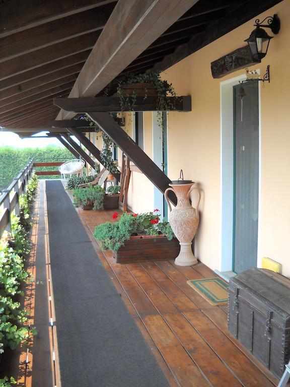 Agriturismo Maiocchi Villa Borgarello Eksteriør billede